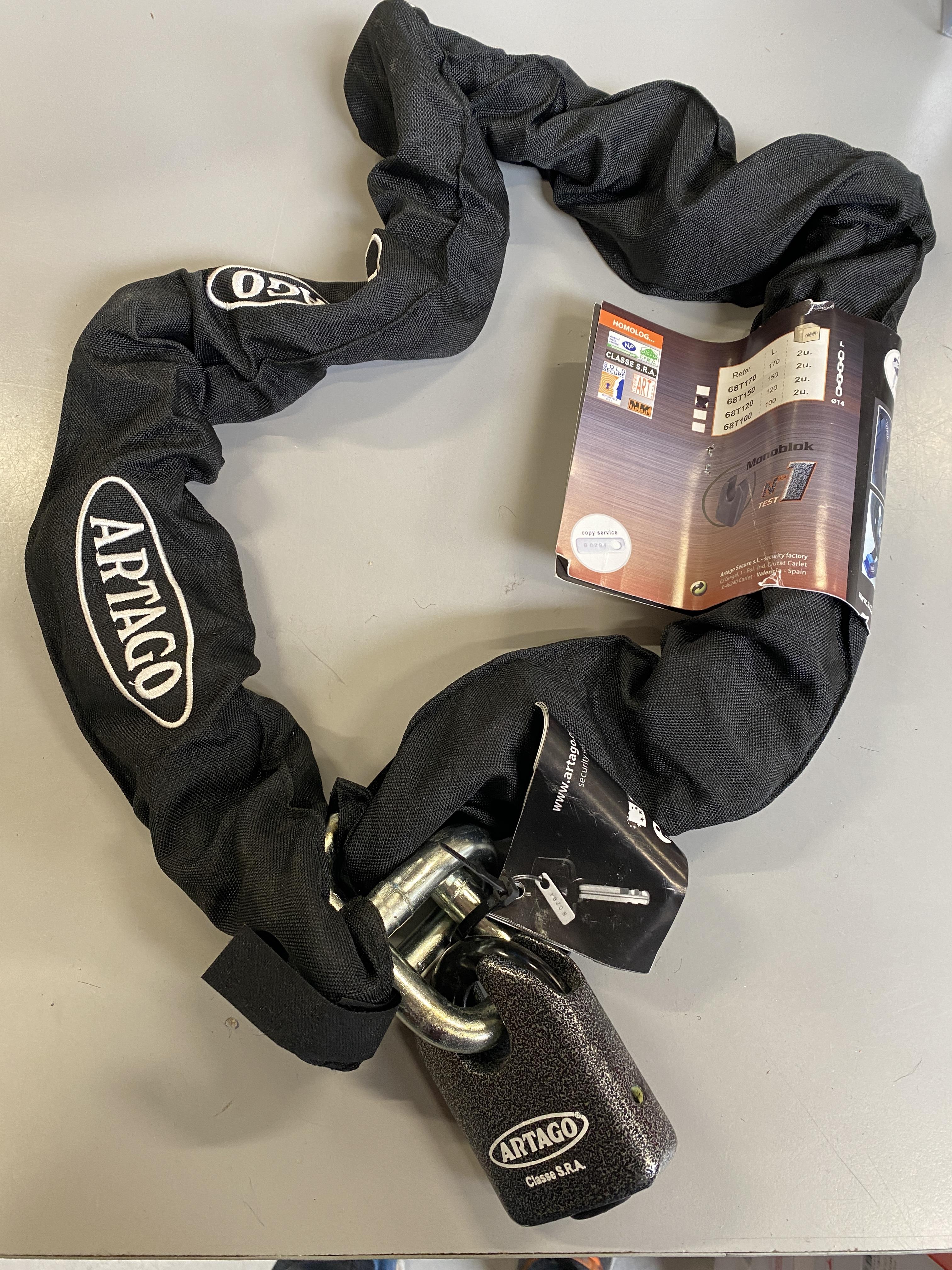 Kæde Ø14 M/Stone Hængelås Ø12 68T120